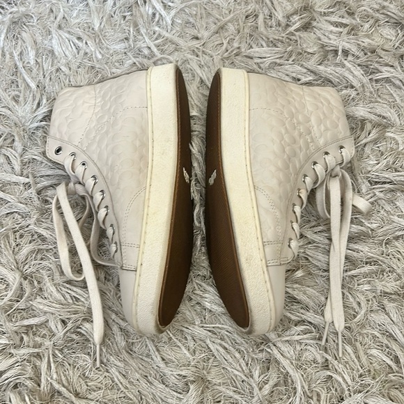 Coach C204 Logo Embossed Signature Leather High Top Lace Up Sneakers Chalk Sz 8 - Picture 8 of 12